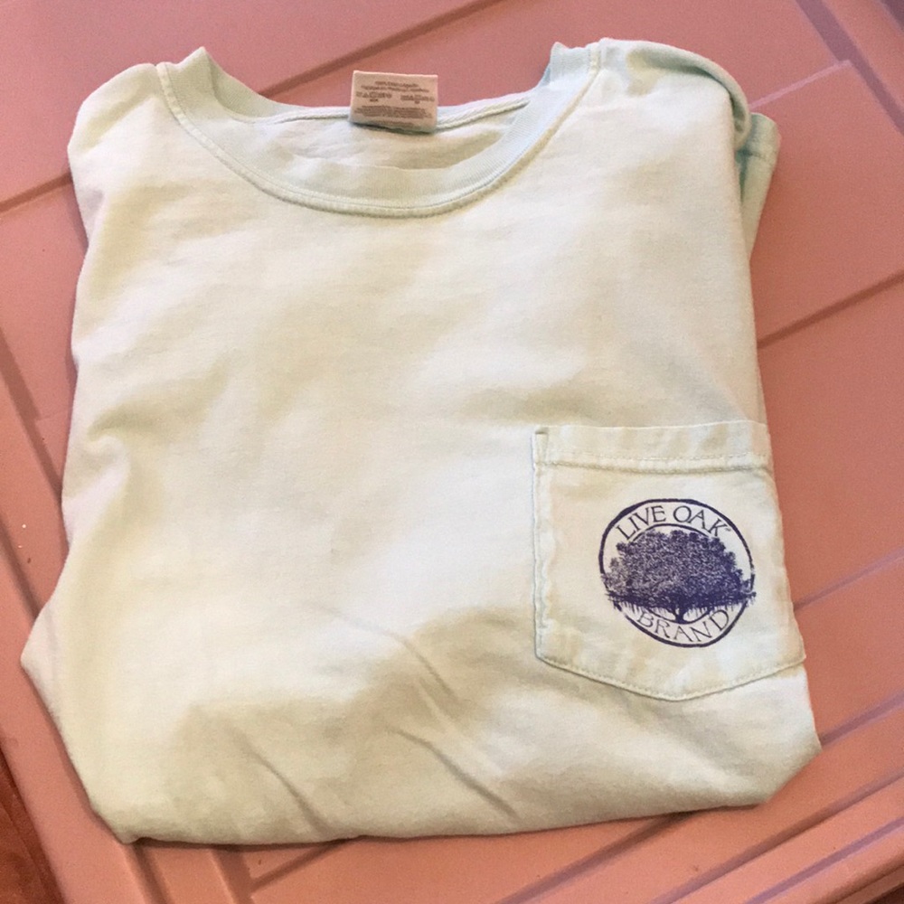 light green/bluish short sleeve